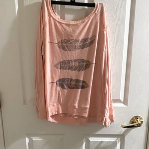 Very comfy light sweater